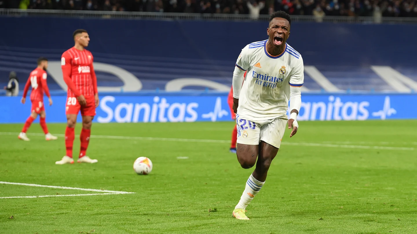 Real po preobratu potopil Sevillo, Atletico do zmage v stoti minuti