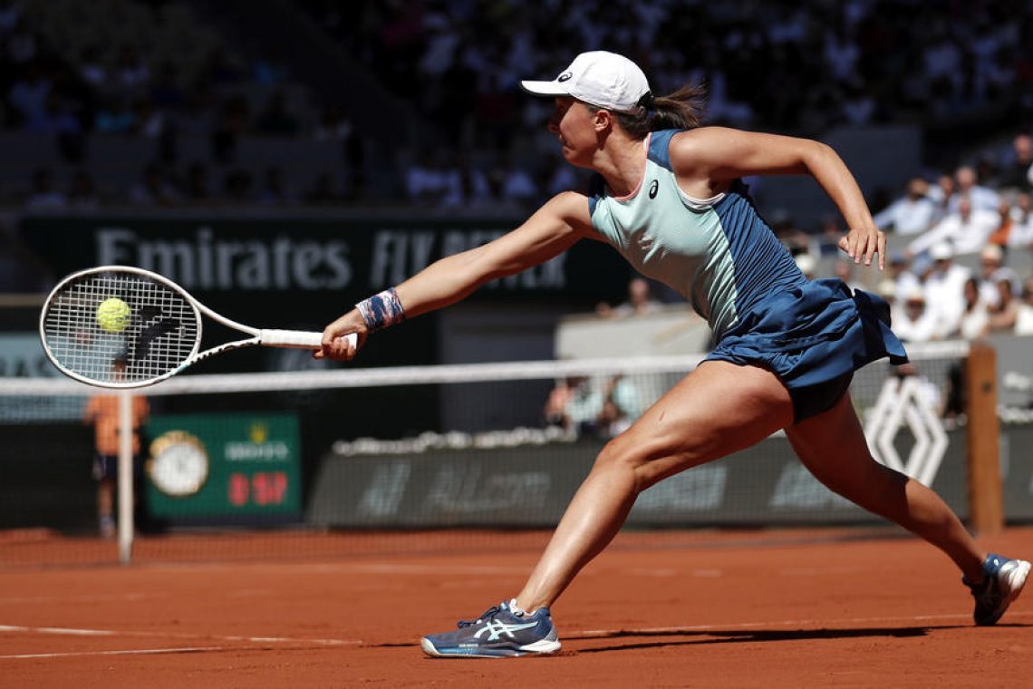 V Parizu za naslov Iga Swiatek in Coco Gauff