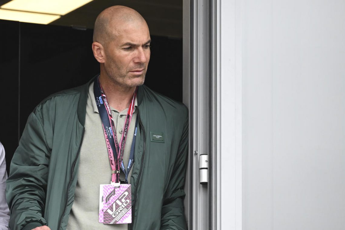 Zinedine Zidane blizu podpisa pogodbe s PSG