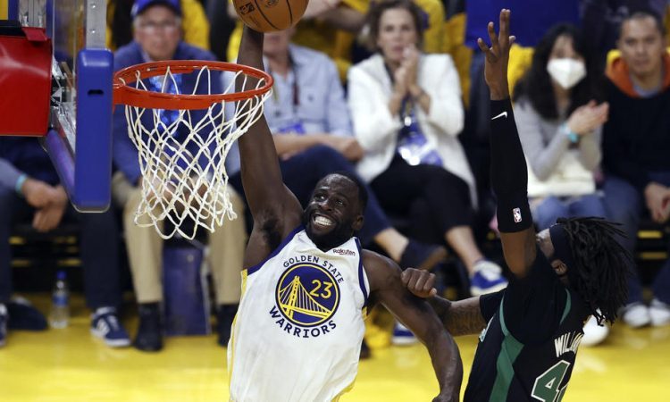 Bojevniki le še zmago oddaljeni od naslova prvaka lige NBA