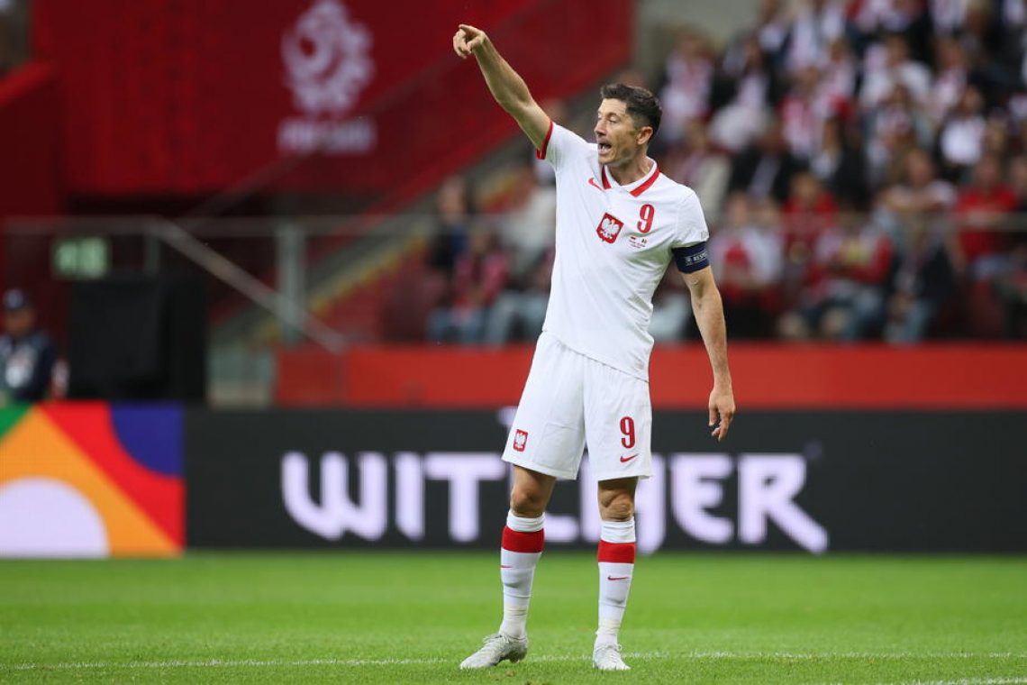 Lewandowski Barcelono pozval naj pospeši njegov prestop
