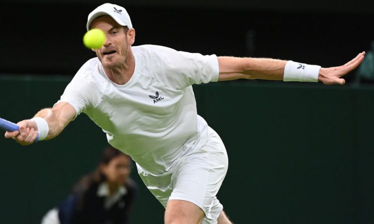Murray razveselil domače občinstvo, izpadla finalistka Melbourna