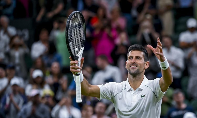 Novak Đoković po štirih nizih med osem v Wimbledonu