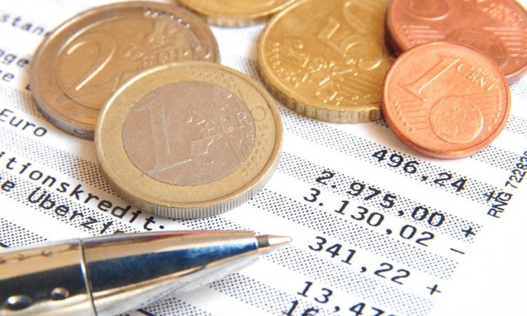 Pri izplačilu več dodatkov prihaja do zamud