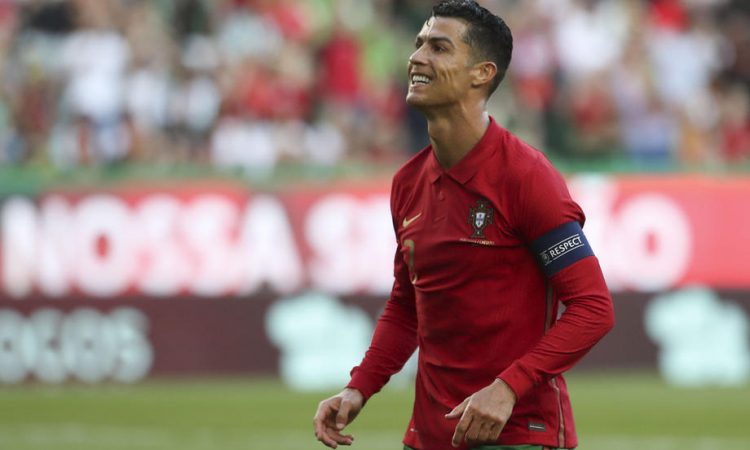 Mediji: Ronaldo prejel mega ponudbo iz Savdske Arabije