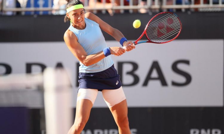 Caroline Garcia presenetila prvo teniško damo na svetu