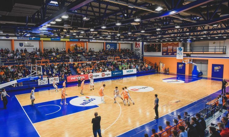 Ferme in Oman podaljšala s Helios Suns