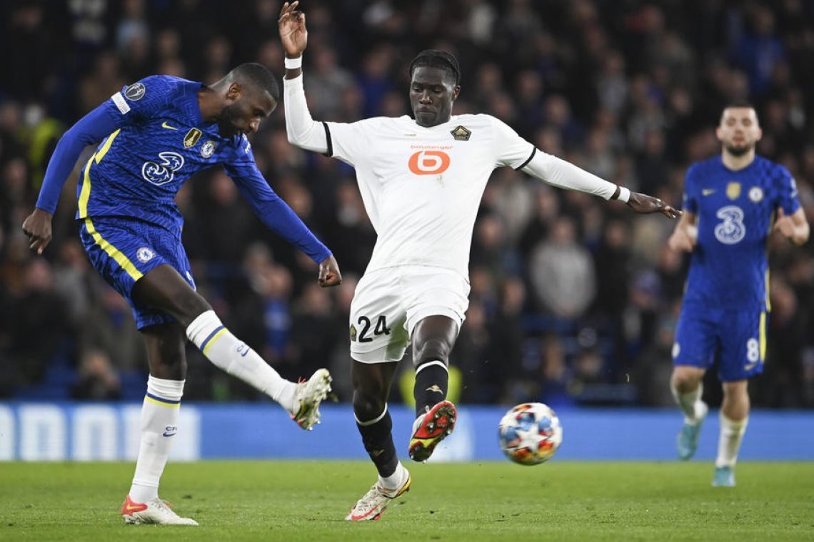 Amadou Onana iz Lilla v Everton