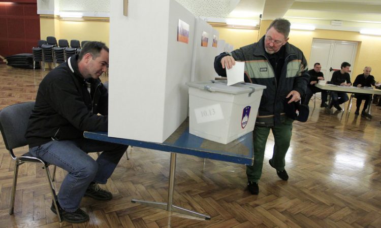 Gibanje Svoboda v Slovenj Gradcu z listo 24 kandidatov za mestni svet