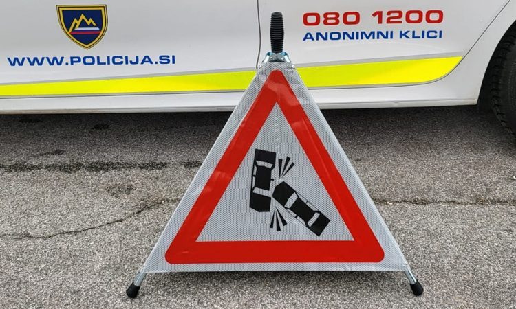 Na hitri cesti Bertoki-Koper tri zaporedne prometne nesreče