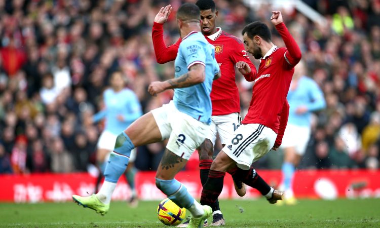 United v Londonu ob polni izkupiček v sodnikovem dodatk