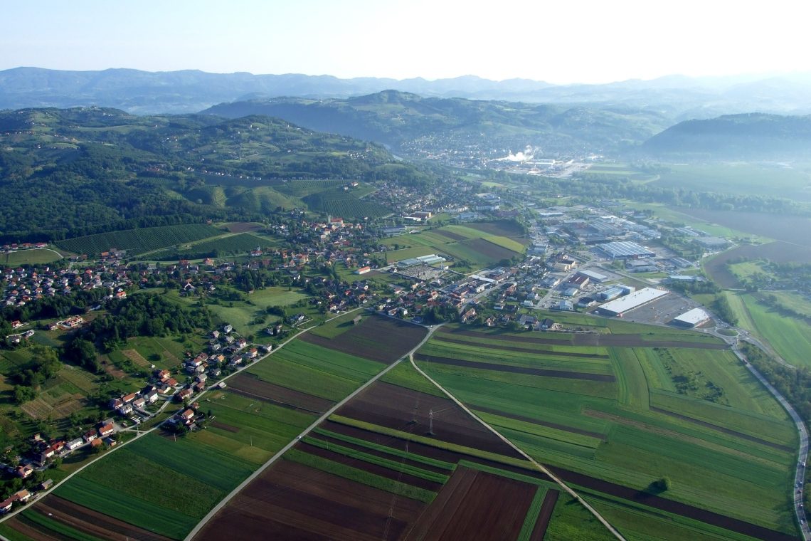 Kolesarsko stezo Krško-Kostanjevica na Krki naj bi zgradili do maja