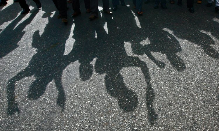 Protestniki na shodu iniciative Glas upokojencev napolnili ljubljanski Trg republike