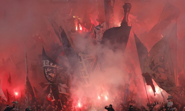 Navijači Frankfurta napadli navijače Napolija