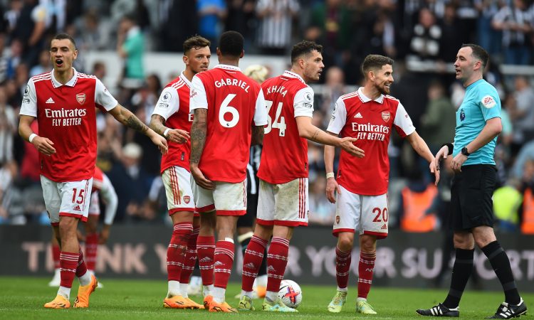 V boju za ligo prvakov Newcastle remiziral, United slavil