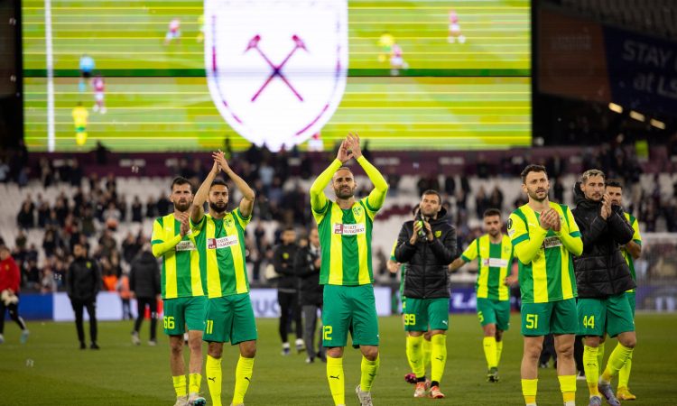 AEK Atene do 13. naslova grških prvakov