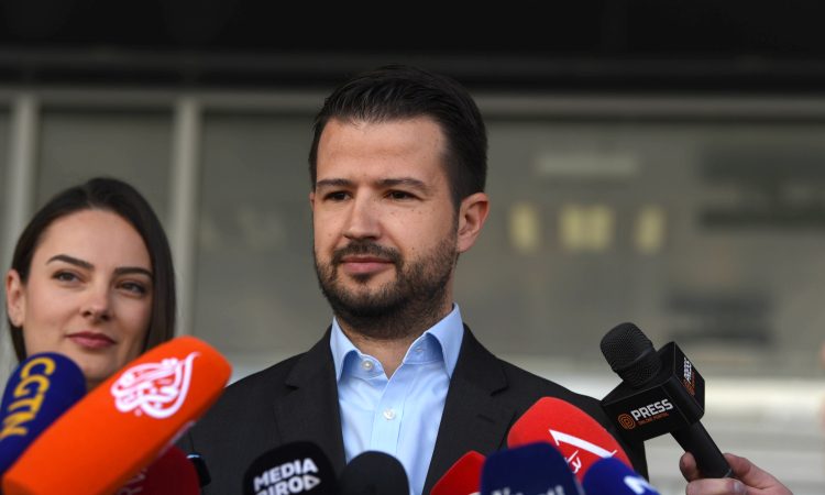 Prisegel novi črnogorski predsednik Milatović