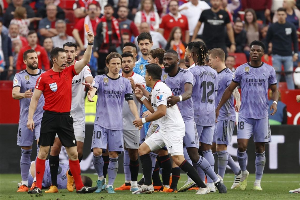 Real Madrid v Sevilli do 24. zmage v LaLigi 