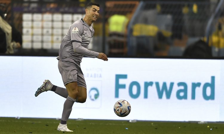 Ronaldo ostaja v Savdski Arabiji