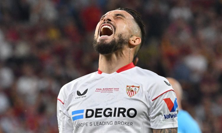 Telles iz Manchester Uniteda v Al Nasr