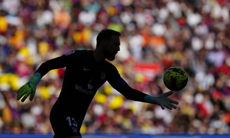 Oblak po več kot treh mesecih znova v vratih Atletica