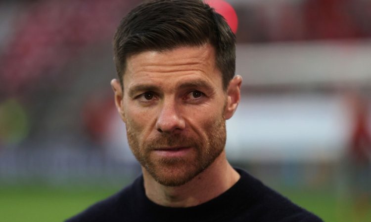 Xabi Alonso z Leverkusnom do 2026