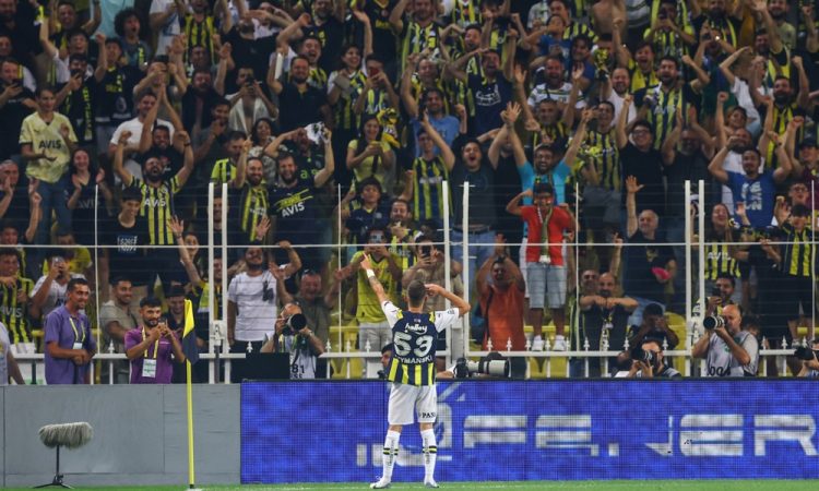 Fenerbahče napolnil mrežo Maribora