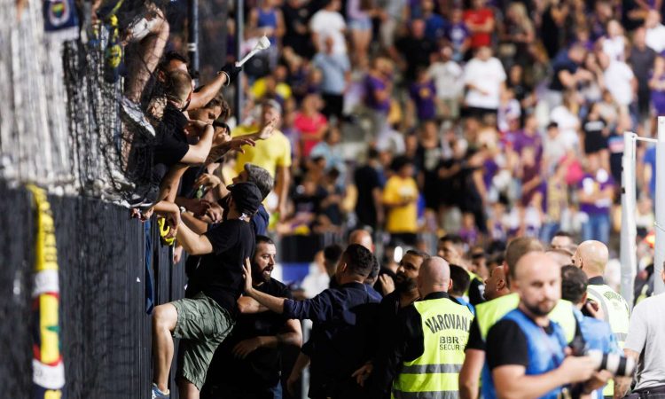 Uefa kaznovala Maribor in Fenerbahče za dogodke v Ljudskem vrtu