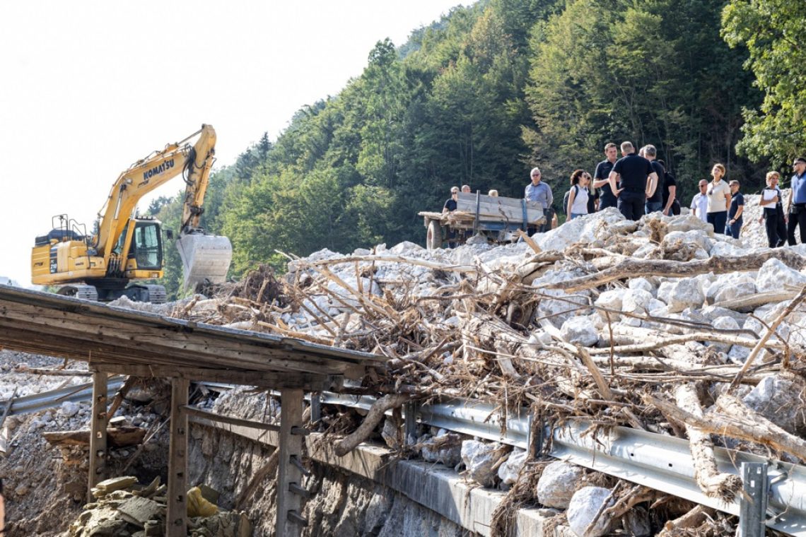 Župani občin na porečju Kamniške Bistrice za podaljšanje roka za vnos škode 