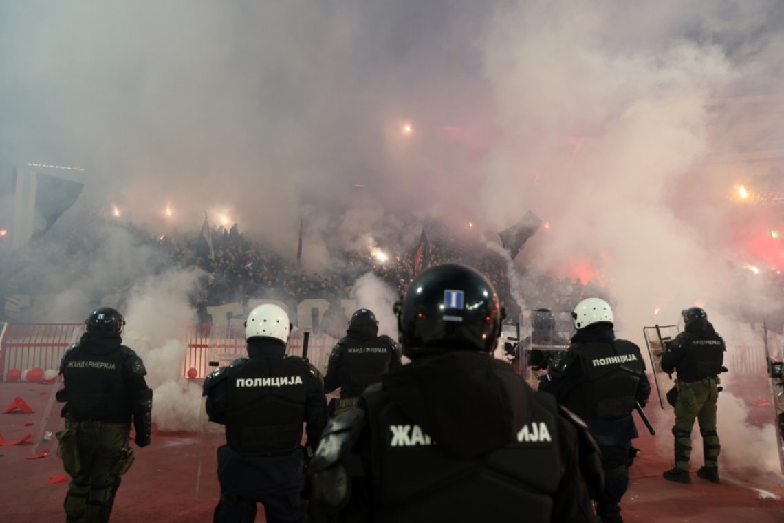 Navijačem Crvene zvezde zaporne kazni zaradi napada na navijače Partizana