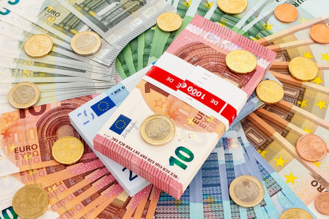 Župani na ustavno sodišče z zahtevo za presojo ureditve njihovih plač