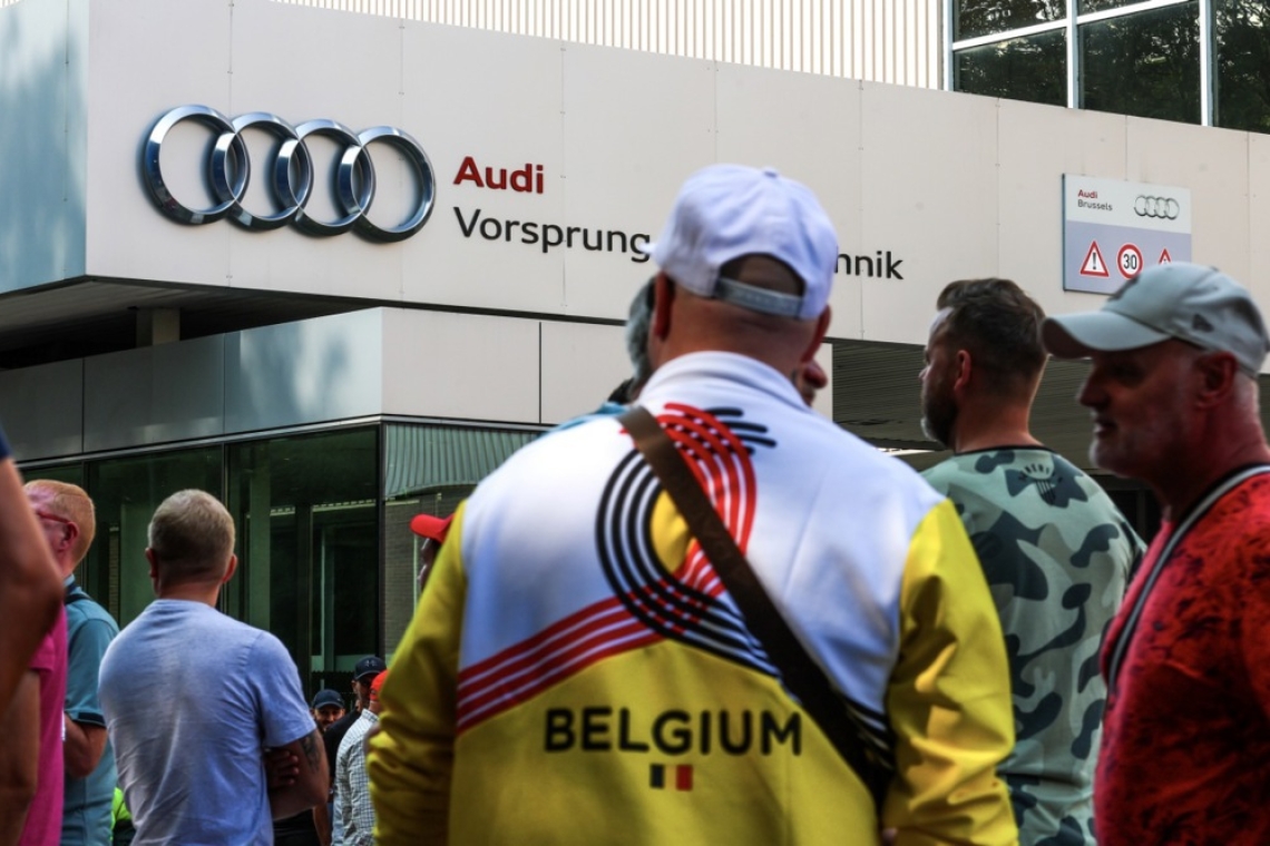 Audijevi delavci s krajo avtomobilskih ključev zahtevajo pojasnila o prihodnosti bruseljske tovarne