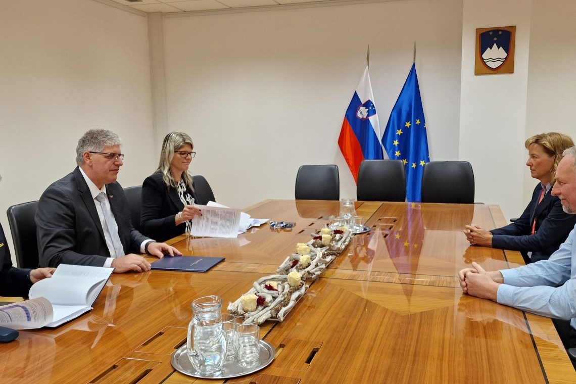 Minister Boštjan Poklukar o varnostnih razmerah v Kobaridu