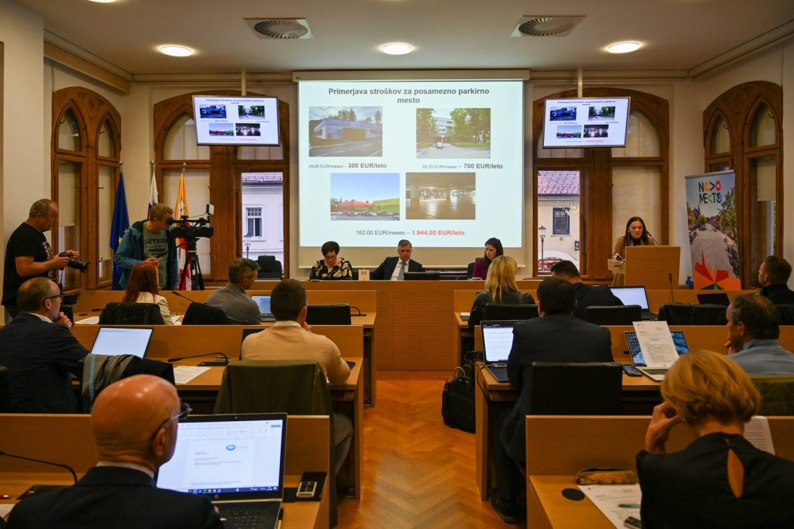 Novomeški občinski svet podal soglasje k sodni poravnavi
