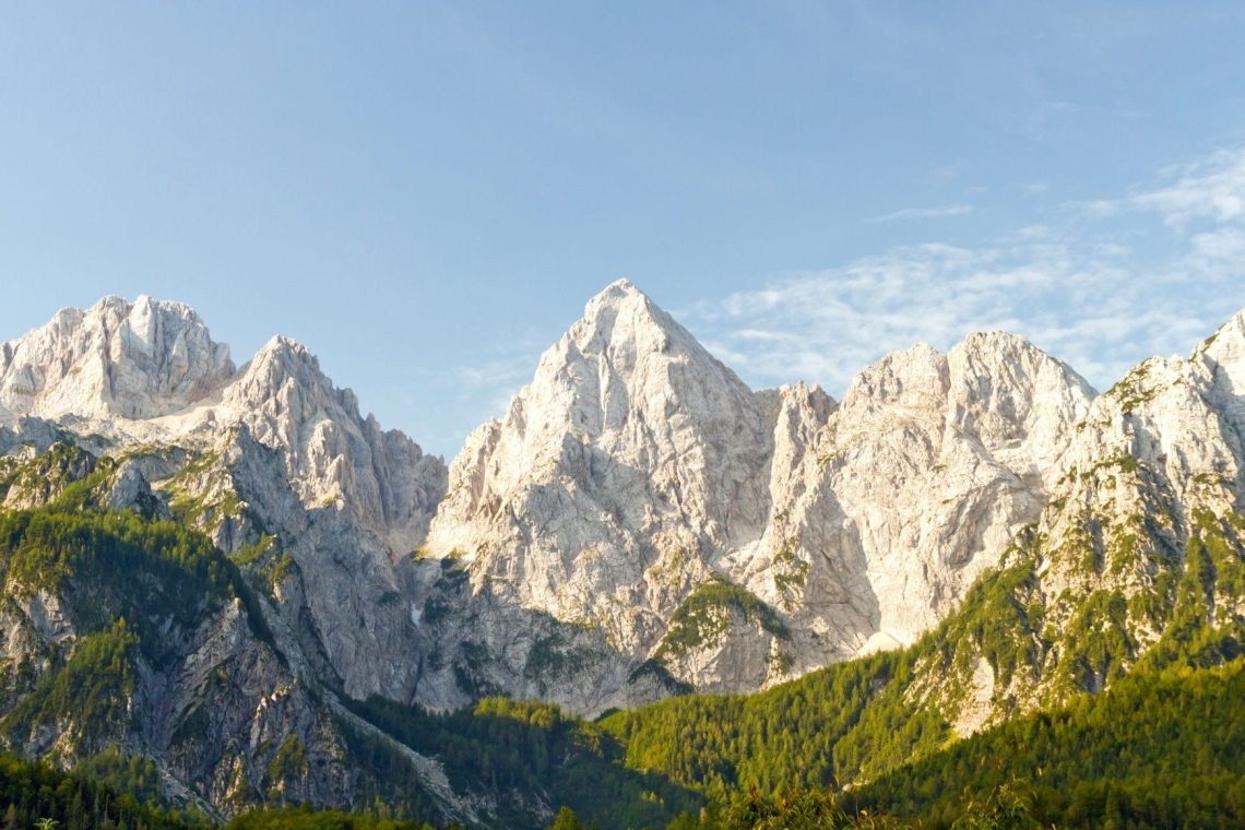 Dostop v dolino Vrata odslej omejen z zapornico