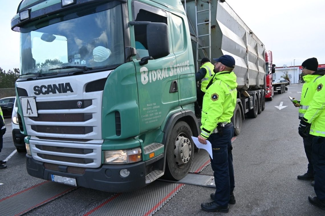 Poostren nadzor nad mednarodnimi prevozi razkril številne kršitve