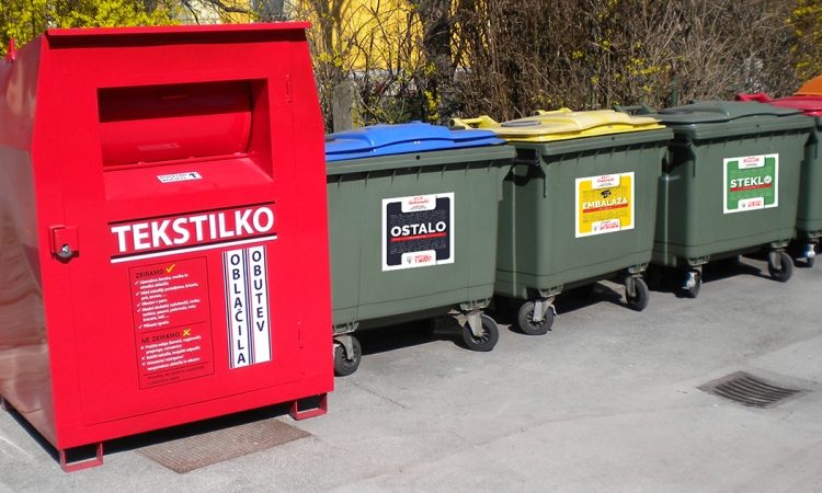 V Velenju postavili zbiralnike za ponovno uporabo tekstila