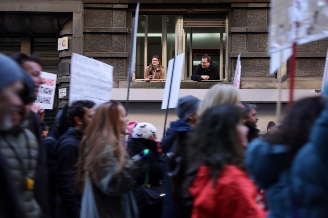 Protesti v Srbiji zajeli skoraj vse občine, izjema le štiri