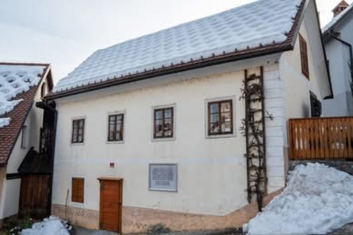 Na Vrhniki nepovratna sredstva za obnovo kulturne dediščine