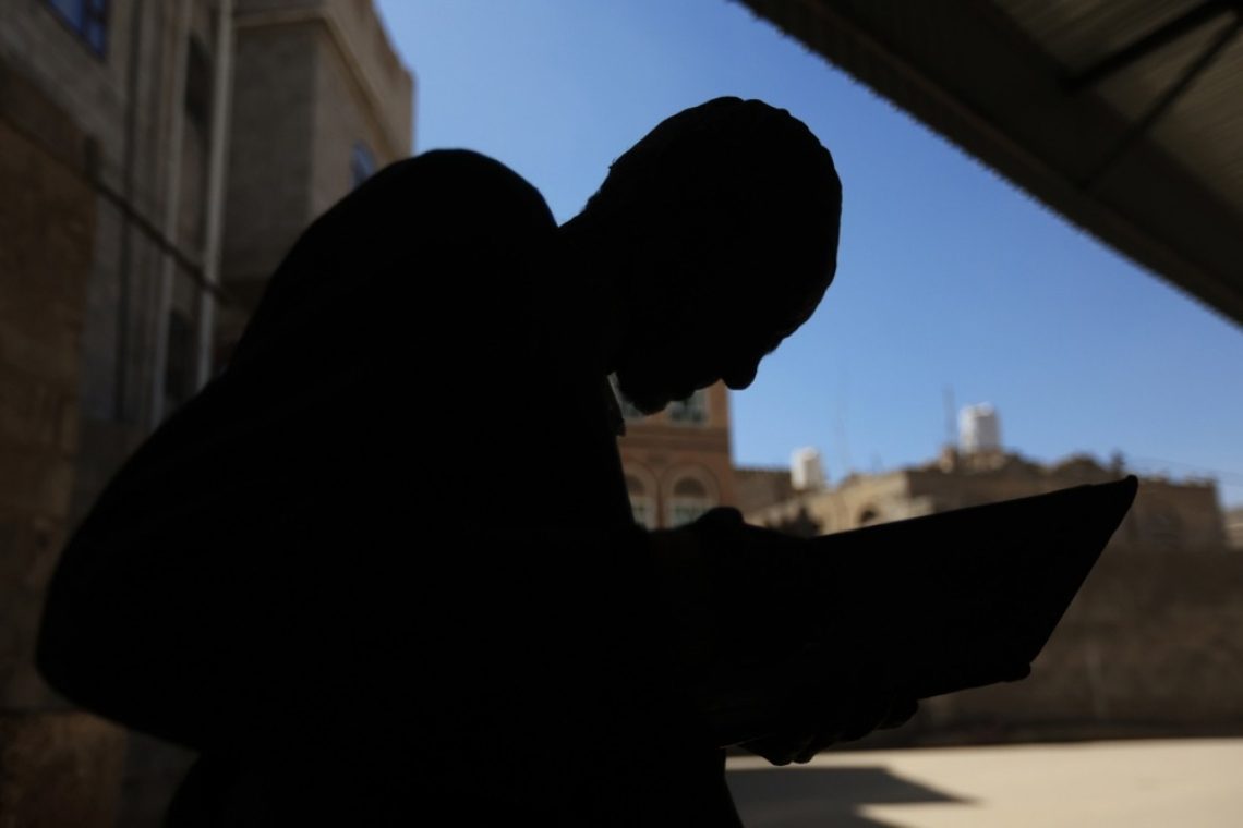 Muslimani po sončnem zahodu začenjajo postni mesec ramazan