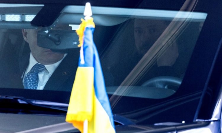 Zelenski po sporu s Trumpom hvaležen ZDA za obisk