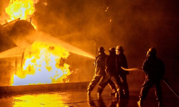 V požaru pri Čakovcu umrli trije otroci