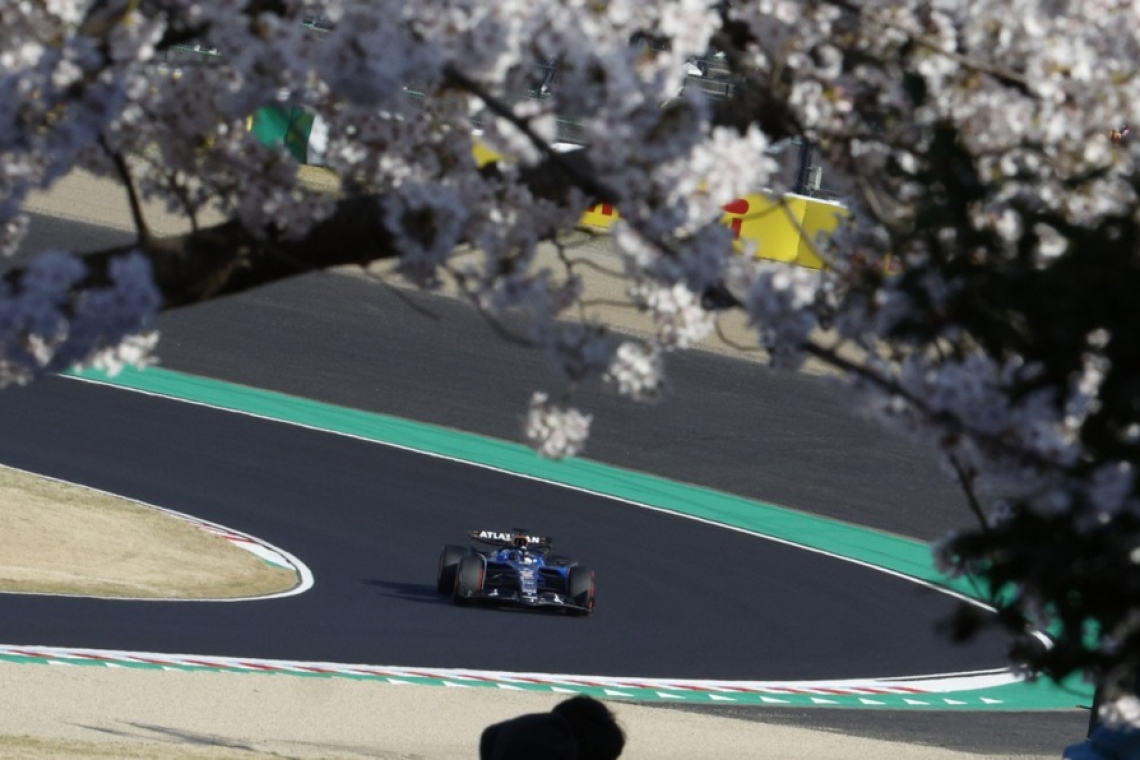 Kaos in nesreče zaznamovali drugi trening formule 1 v Suzuki