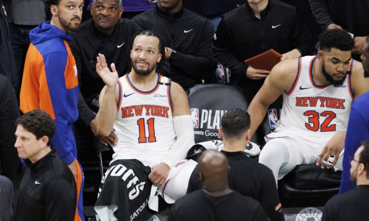 New York Knicks izločili prvake iz Bostona