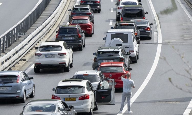 Dars ob očitnih napakah pri nakupu vinjet ne bo več izrekal glob