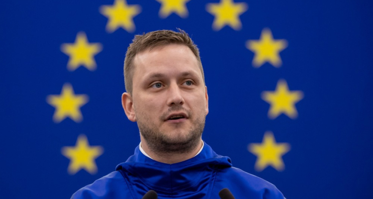 Grenlandski premier ZDA sporoča: Dovolj je groženj in priključitvenih fantazij