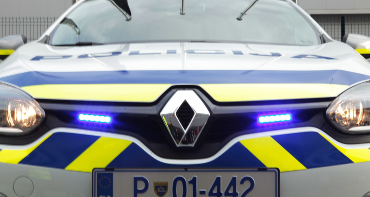 Policisti v Kranju zalotili vlomilca med dejanjem
