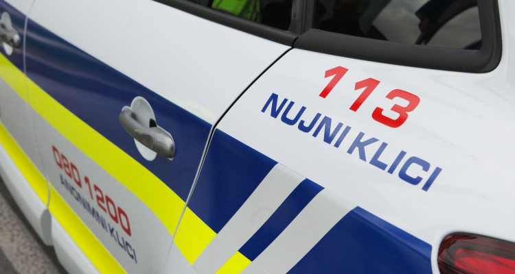 Zaposleni v OTP banki naj bi za podkupnine urejal posojila podjetnikom