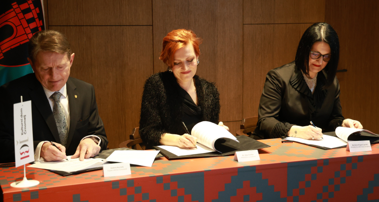 V Črnomlju odprli prenovljen Kulturni dom