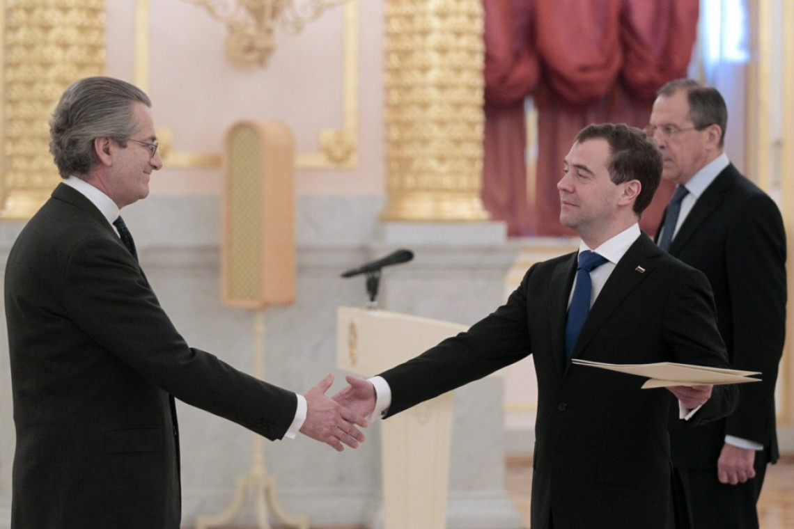 V BiH iščejo naslednika Christiana Schmidta, v ospredju Italijan Antonio Zanardi Landi